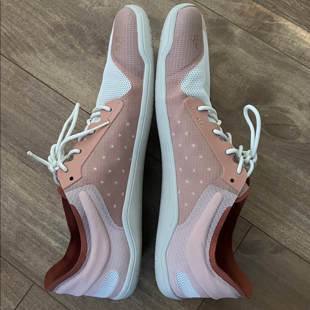Vivo Barefoot Women's Pink and White Shoes - Picture 5 of 8